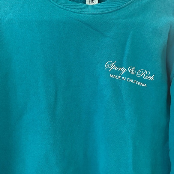 Sporty and rich crew neck - Picture 2 of 4